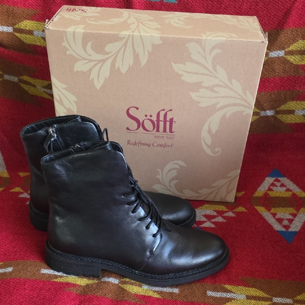 SOFFT "Lilia" Black Ankle Boots
